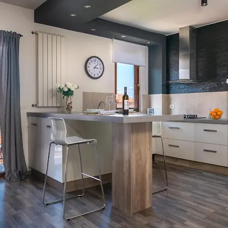 Ferienwohnung Amala Pula Exterior foto