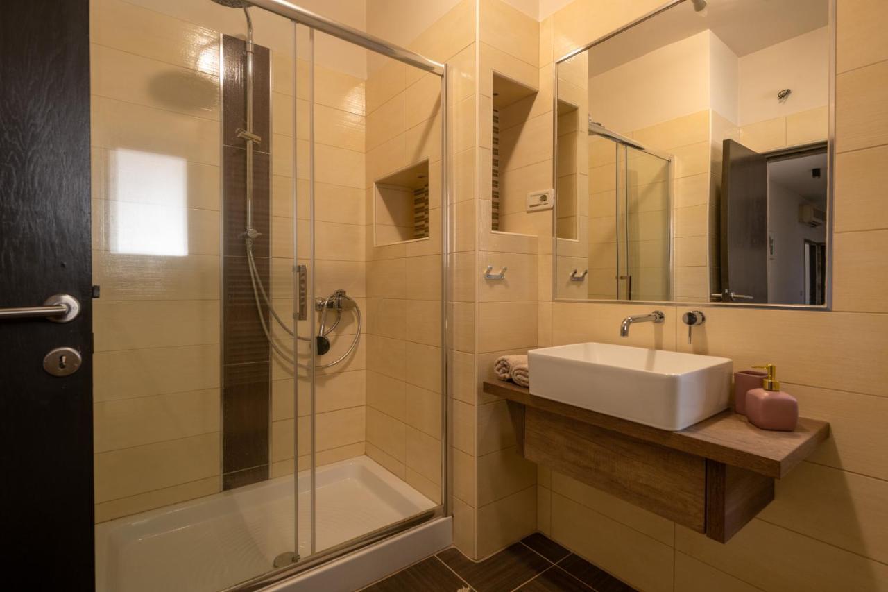 Apartment Amala Pula
