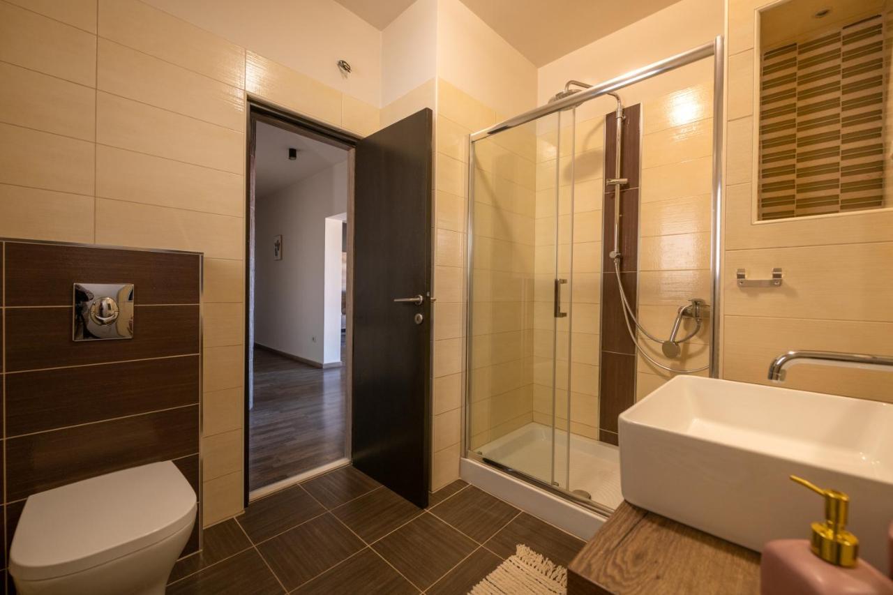 Amala Apartment *
